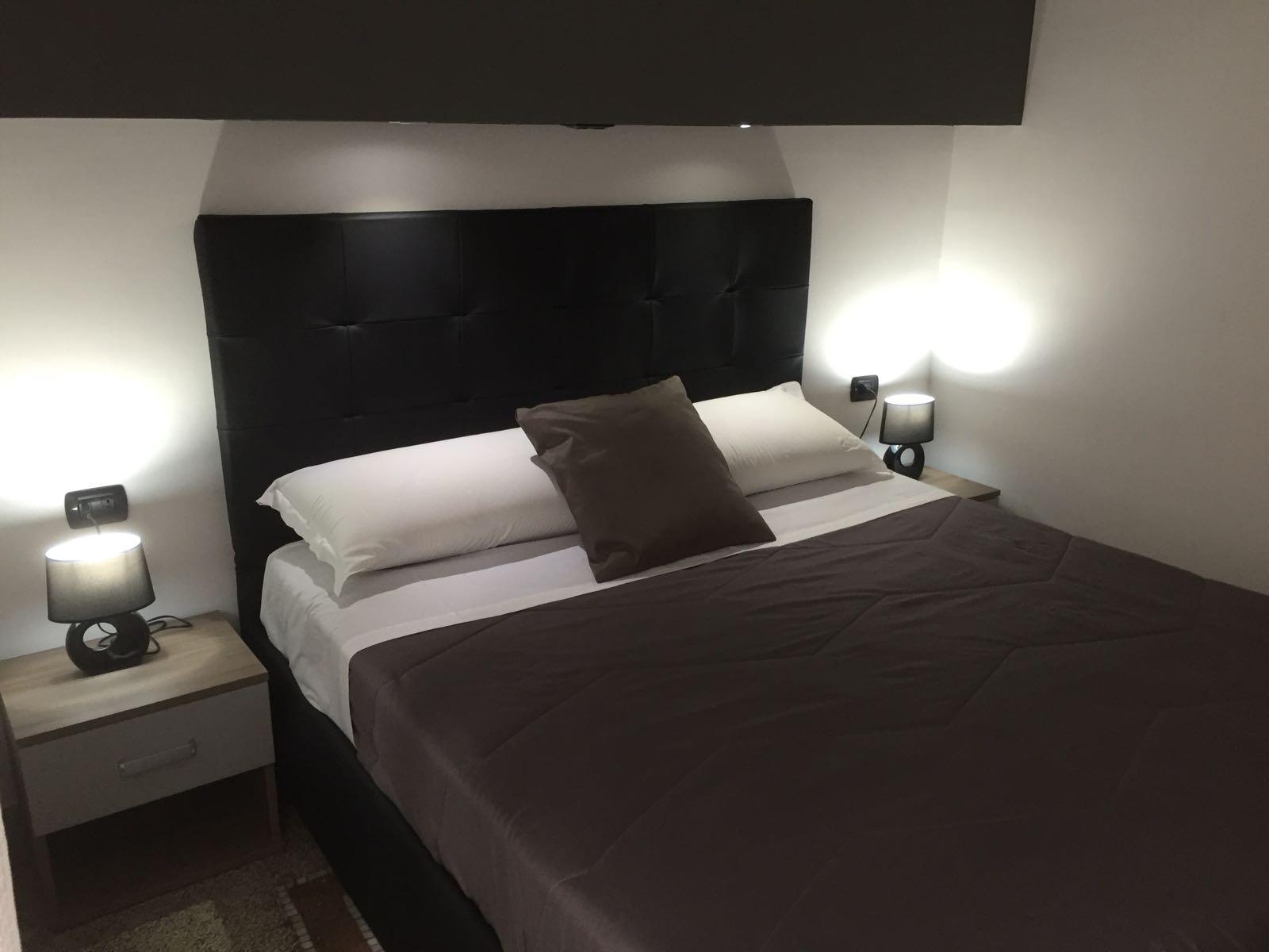 Mb95 - Mezzocannone Luxurious Bed&Breakfast Napoli Exterior foto