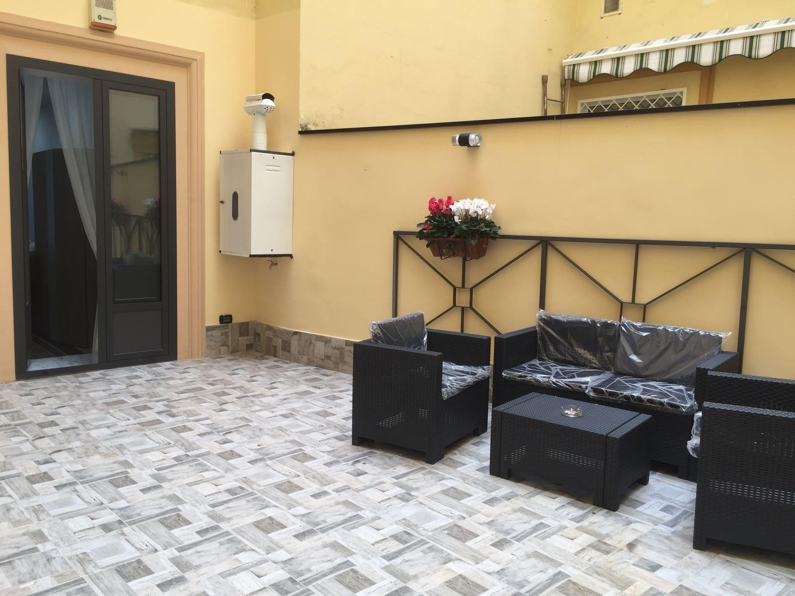 Mb95 - Mezzocannone Luxurious Bed&Breakfast Napoli Exterior foto