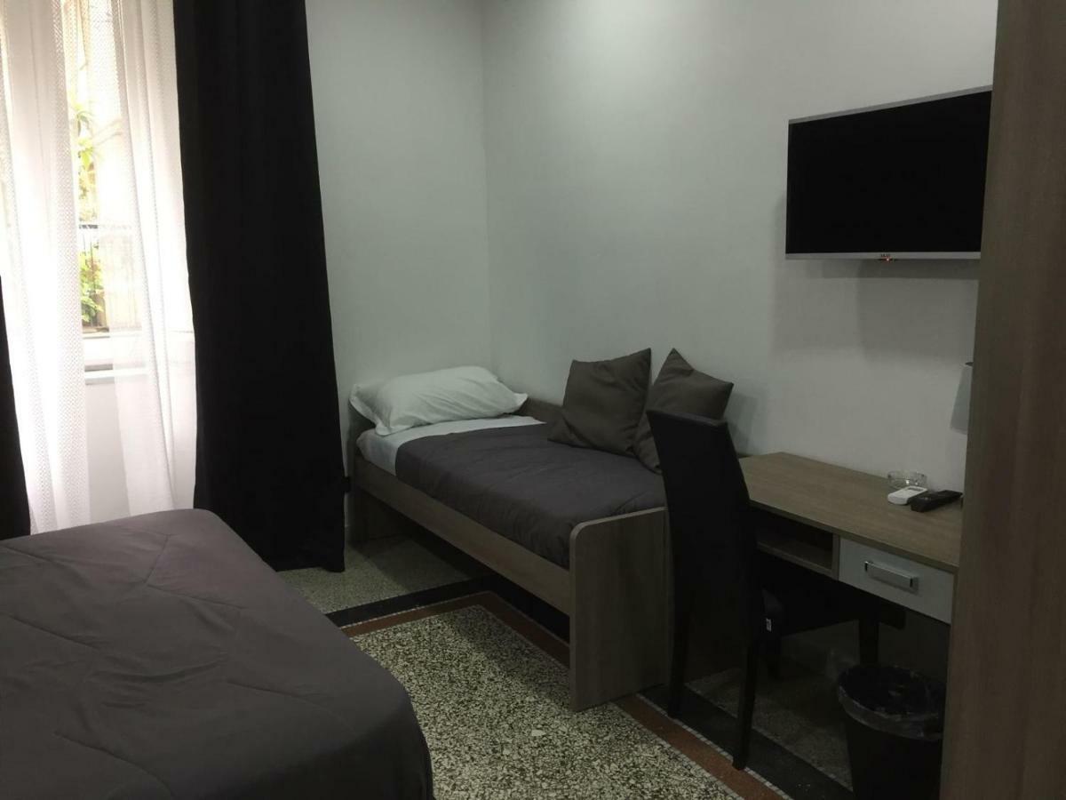 Mb95 - Mezzocannone Luxurious Bed&Breakfast Napoli Exterior foto