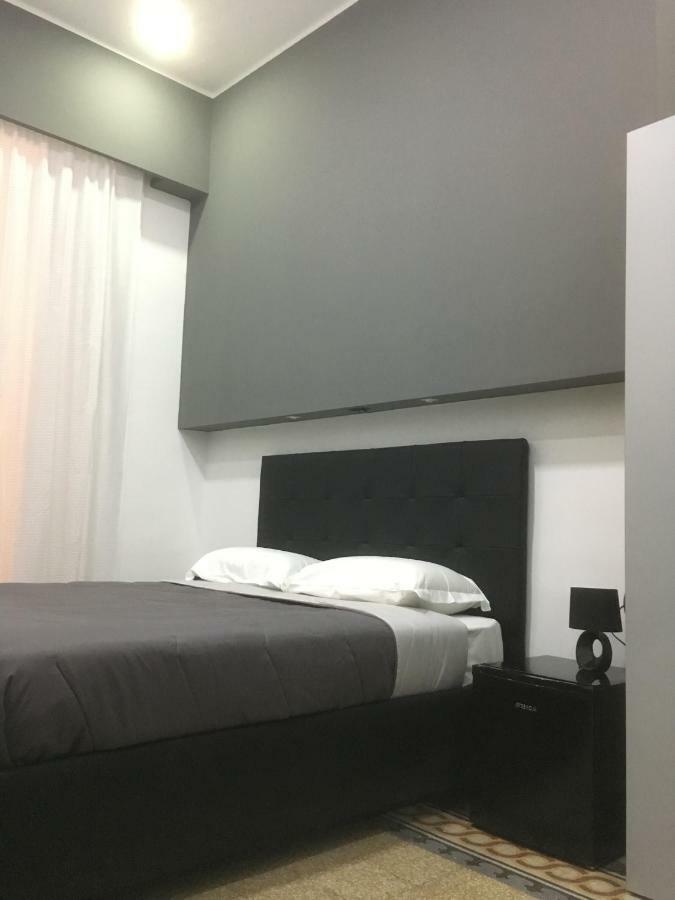 Mb95 - Mezzocannone Luxurious Bed&Breakfast Napoli Exterior foto