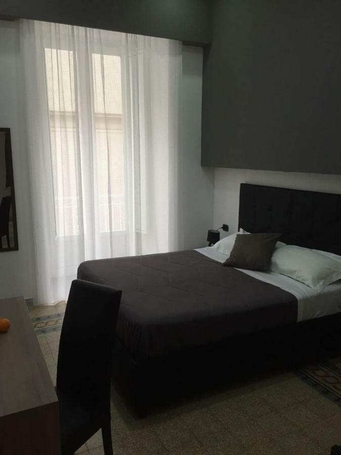 Mb95 - Mezzocannone Luxurious Bed&Breakfast Napoli Exterior foto